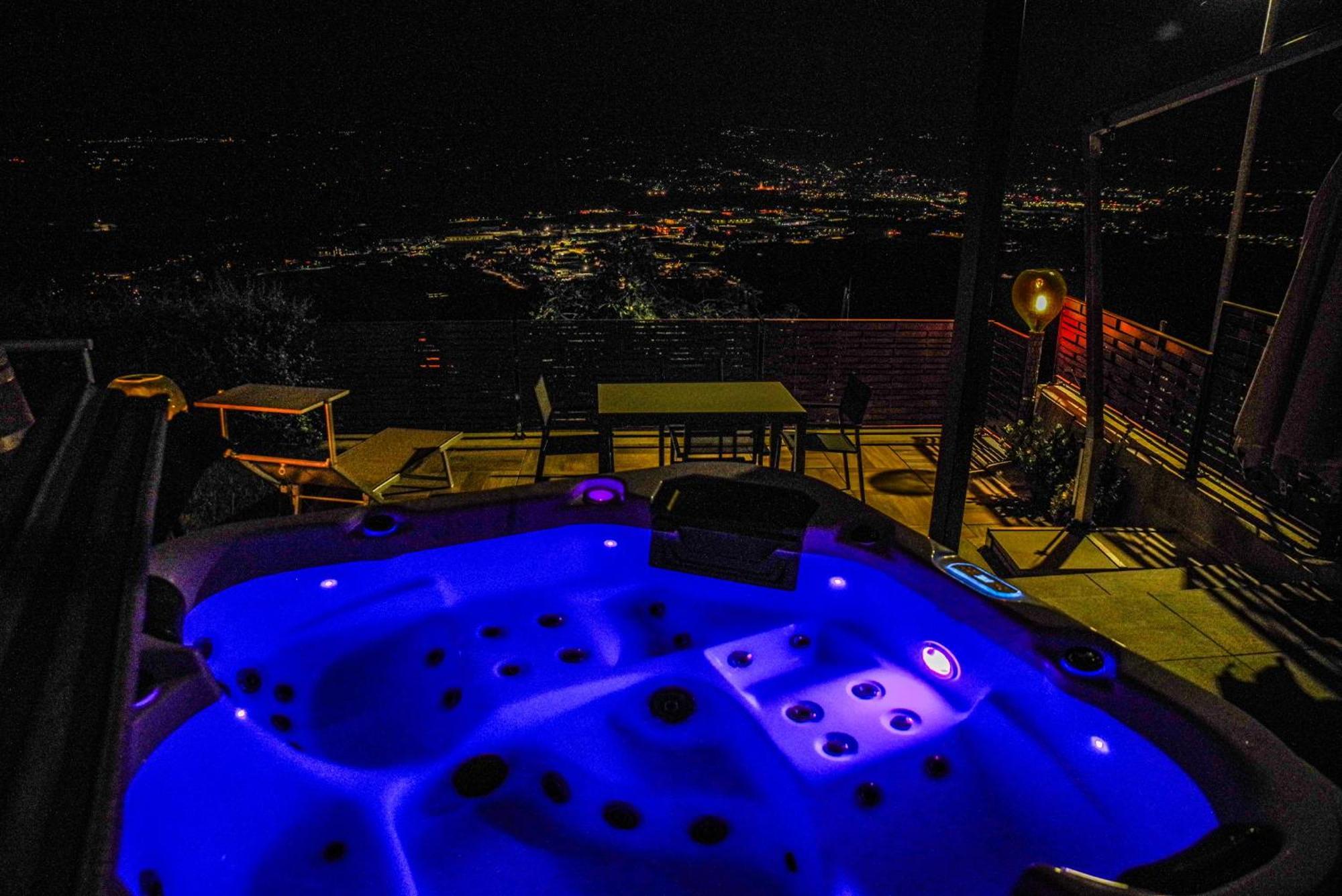 Vista Langhe - Cerratohouses Guarene Esterno foto